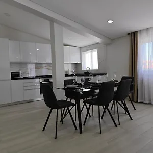  Apartment King's Village Portugal